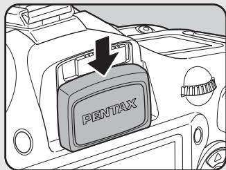 PENTAX K200D+18-55+50-200 - Dirigez la télécommande vers la cellule située à l'avant de l'appareil et pressez le déclencheur de la télécommande. - 3