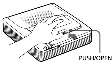 SONY DPP-SV772001 - Opening the operation panel - 1