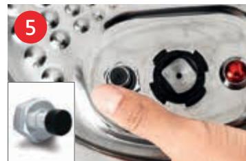 MOULINEX CE88E3 - Nettoyez votre Cookeo Mini - 5