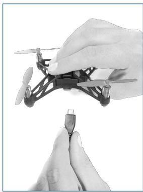 PARROT ROLLING SPIDER BLANC - Charger la batterie - 2