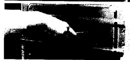 CANDY AWA 5858 BLANC - Retrait du bridage de transport - 2