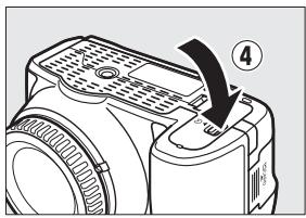 NIKON PACK FD D5300+18-140VR - Insérer l'accumulateur et la carte mémoire. - 3