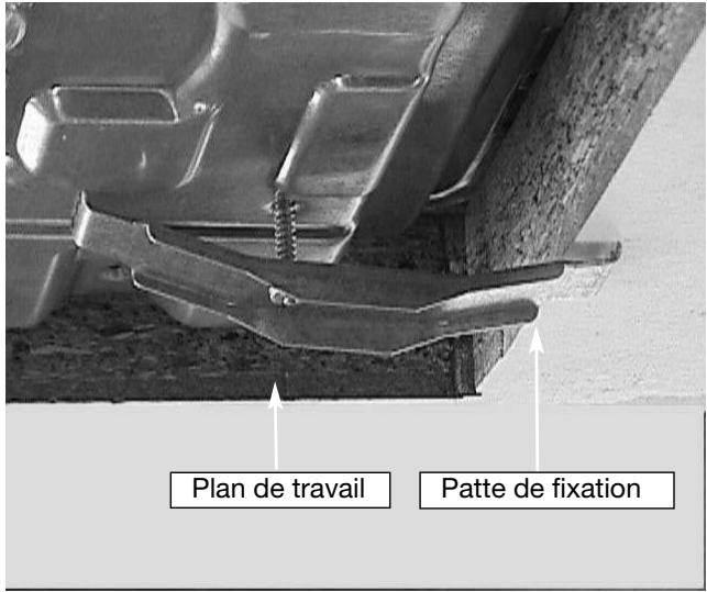 DARTY 36 - COMMENT IMMOBILISER LA TABLE DE CUISSON ? - 2