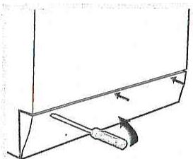 ARISTON AQGF 149 S - Ouverture manuelle de la portehublot - 2