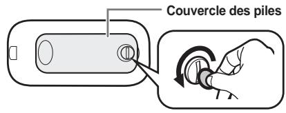 OMRON OMHO2Z1EW - Étape 1 - insérez les piles - 1