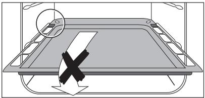 ARTHUR MARTIN FE 3414 WC - Mise en place du plateau multi-uses: - 1