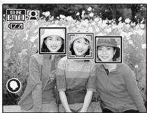 FUJIFILM JX250 - Cadrez une image à l'aide de la commande de zoom. - 1