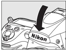 NIKON D700+24-120VR - Fermeture du flash intégré - 1
