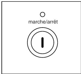ARTHUR MARTIN AWF 1410 - Mise sous tension du lave-linge - 1