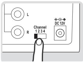 PHILIPS BOITV SLV 5405 - Installez le cordon d'extension de la télécommande. - 5