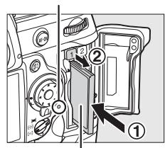 NIKON D3X - Insertion des cartes mémoire - 1
