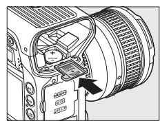 NIKON D3X - Fermez le volet du logement pour la pile de l'horloge. - 1