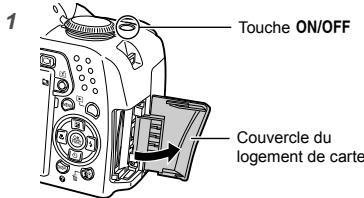 FUJIFILM SP-590UZ - Insérer la carte xD-Picture Card™ (vendue séparément) dans l'appareil photo - 1