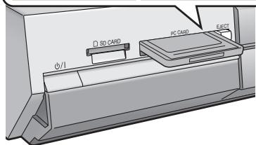 PANASONIC DMR-E65 - ■ Logement de carte PC - 3