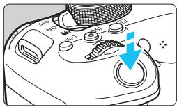 CANON 800D - Avant une prise de vue en mode < SCN> ou < Q> - 3