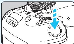 CANON 800D - Effectuez la mise au point sur le sujet (p. 52). - 1