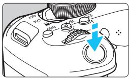 CANON 800D - Déplacez le collmateur AF. - 1