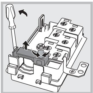 HOTPOINT F73C1WH - Montage du cable d'alimentation - 2