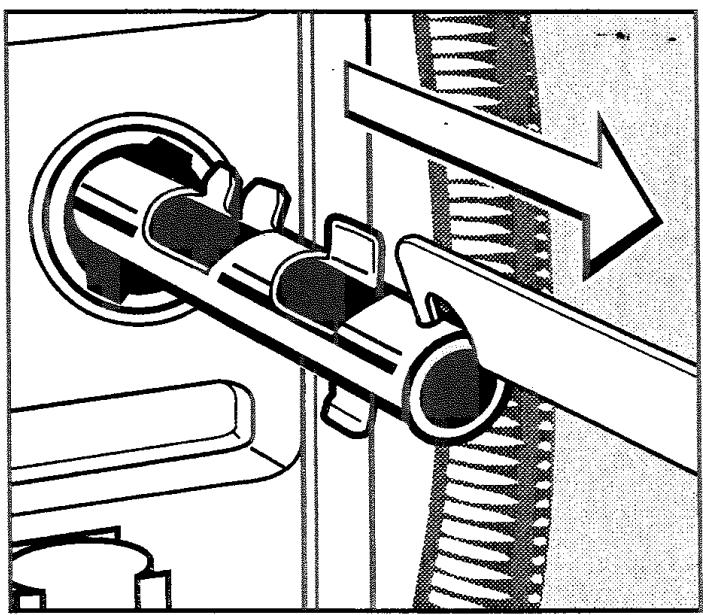 MIELE W2260 - Démontage des sécurités de transport - 5