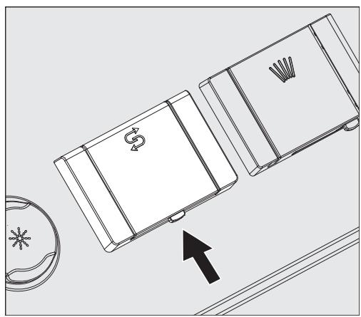 MIELE PFD401LW - Päfylling av regenereringssalt - 2