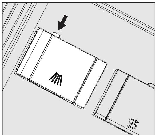 MIELE PFD401LW - Filling the door dispenser - 1