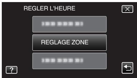 VC GZ-E200 BLACK - Régler l'horloge à l'heure locale lors de vos voyages - 4