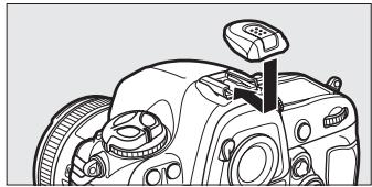 NIKON D4S - Volet de la griffe flash BS-2 - 1