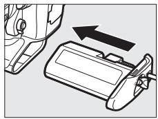 NIKON D4S - Insérer le connecteur d'alimentation. - 1