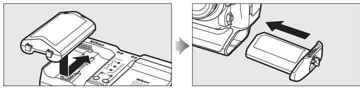 NIKON D4S - Charger (23) et insérer (25) l'accumulateur. - 1