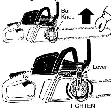 MCCULLOCH CS 420T Tronçonneuse - Adjusting the tension: - 3