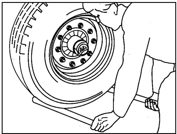 AMAZONE Tyrok 400 V - régler le jeu de palier - 1