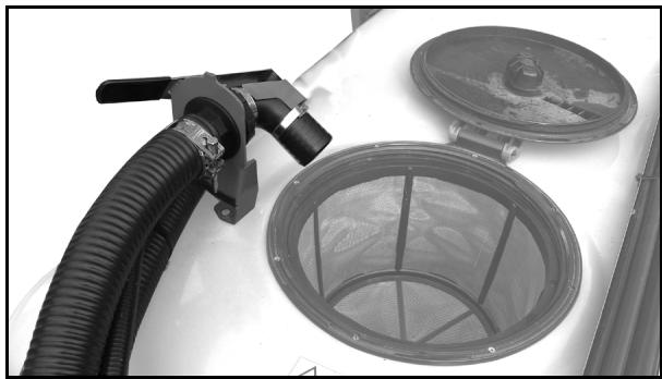AMAZONE UX 4200Special - Raccord de replissage pour le replissage sous pression de la cuve à bouillie (option) - 1