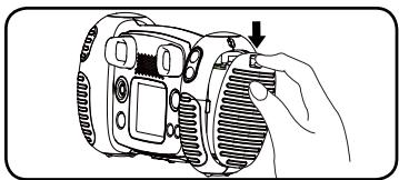 VTECH Kidizoom Smile - bleu - Retrait et installation des piles - 1