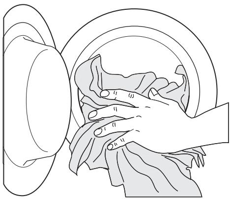 ARTHUR MARTIN 43525 - Chargement du linge - 1