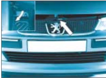 PEUGEOT 406 - Ouverture de l'intérieur du volet arrêté break 7 places - 1