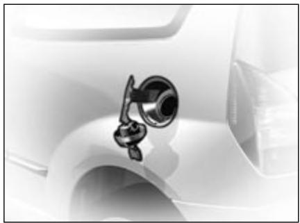 CITROEN C2 - Fusibles sous CAPOT moteur - 1