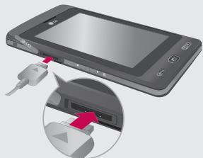 LG KP501 - Chargement de la batterie - 1