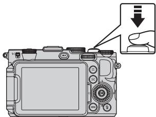 NIKON COOLPIX P7700 - Appuyez sur le déclencheur à mi-course pour régler la mise au point. - 1
