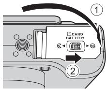 NIKON COOLPIX P7700 - Insertion correcte de la carte mémoire - 2