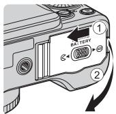 NIKON COOLPIX P7700 - Fixation de l'adaptateur secteur EH-5b et du connecteur d'alimentation EP-5A - 1