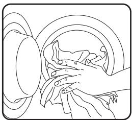FAURE FWH7120P - Chargement du linge - 1