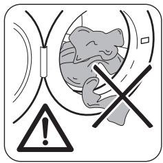 FAURE FWGB6122K - Chargement du linge - 1