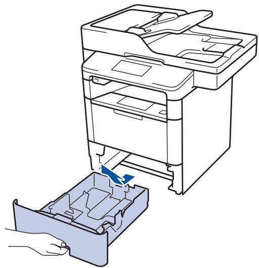 BROTHER MFC-L5700DN, MFC-L5750DW - Charger du papier dans le bac à papier - 1