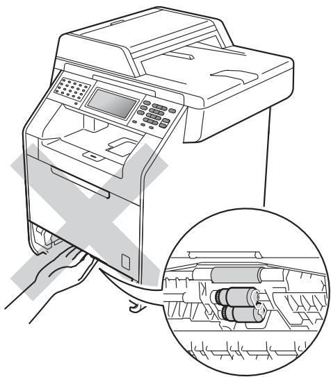 BROTHER MFC-9970CDW - Le papier est coincé dans le bac à papier 1 ou 2 - 4