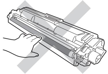 BROTHER HL-3150CW - Remplacement du conteneur de toner usé - 4