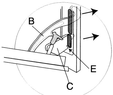 SAUTER 9941MOP - Réaccrochage de la porte - 1