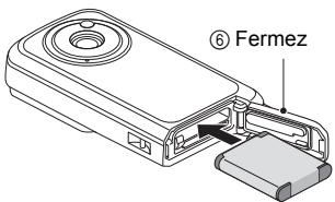 TOSHIBA CAMILEO BW10 - Installation du bloc-pile et de la carte - 2