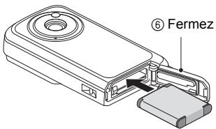 TOSHIBA CAMILEO BW10 - Installation du bloc-pile et de la carte - 2