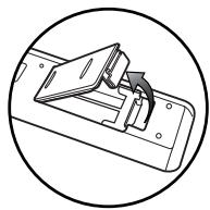 TOSHIBA D-RW2 - Insertion des piles dans la télécommande - 1