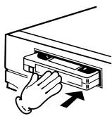 SHARP DV-RW250F - Chargement d'une cassette - 1